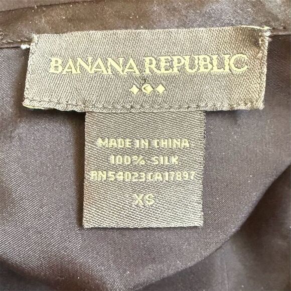 Banana Republic Celtic Knot Black Shiny Satin 100% Silk Short Sleeve Midi Dress - Picture 11 of 13